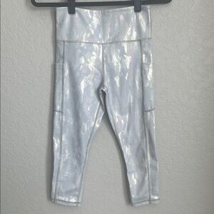 Zyia Unicorn Camo Shine Crop Legging with pockets 4
